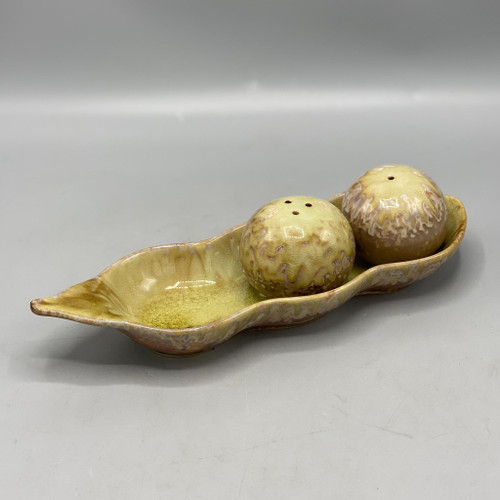 Peas in a Pod Salt & Pepper Shakers