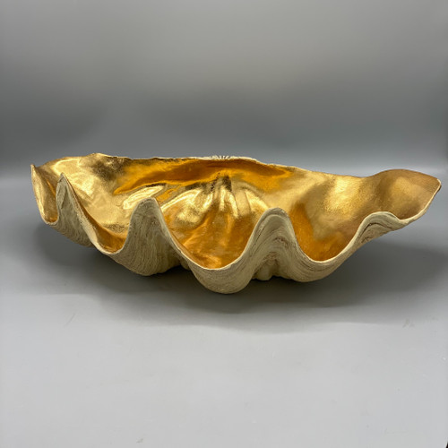 Cast Clam Bowl w/Gold Leaf