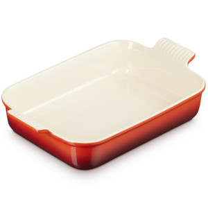 Ceris Red Le Creuset 32cm Stoneware Heritage Rectangular Dish Ceris Red Le Creuset 32cm Stoneware Heritage Rectangular Dish