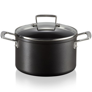 Le Creuset 18cm Toughened Non-Stick Deep Casserole Le Creuset 18cm Toughened Non-Stick Deep Casserole
