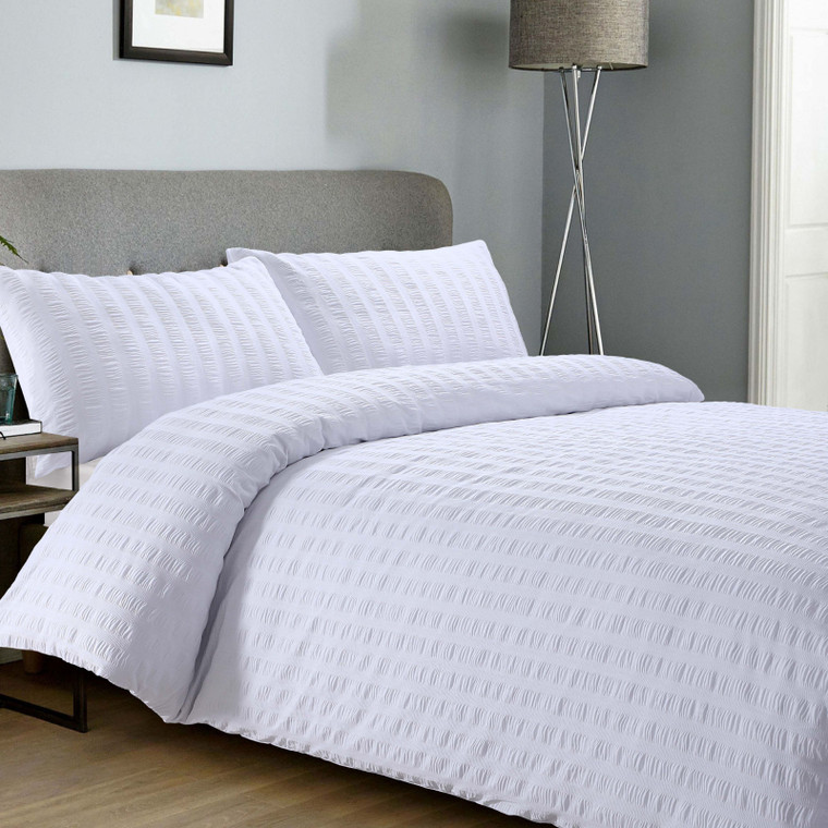 Seersucker White polycotton duvet cover set - Super King Bed