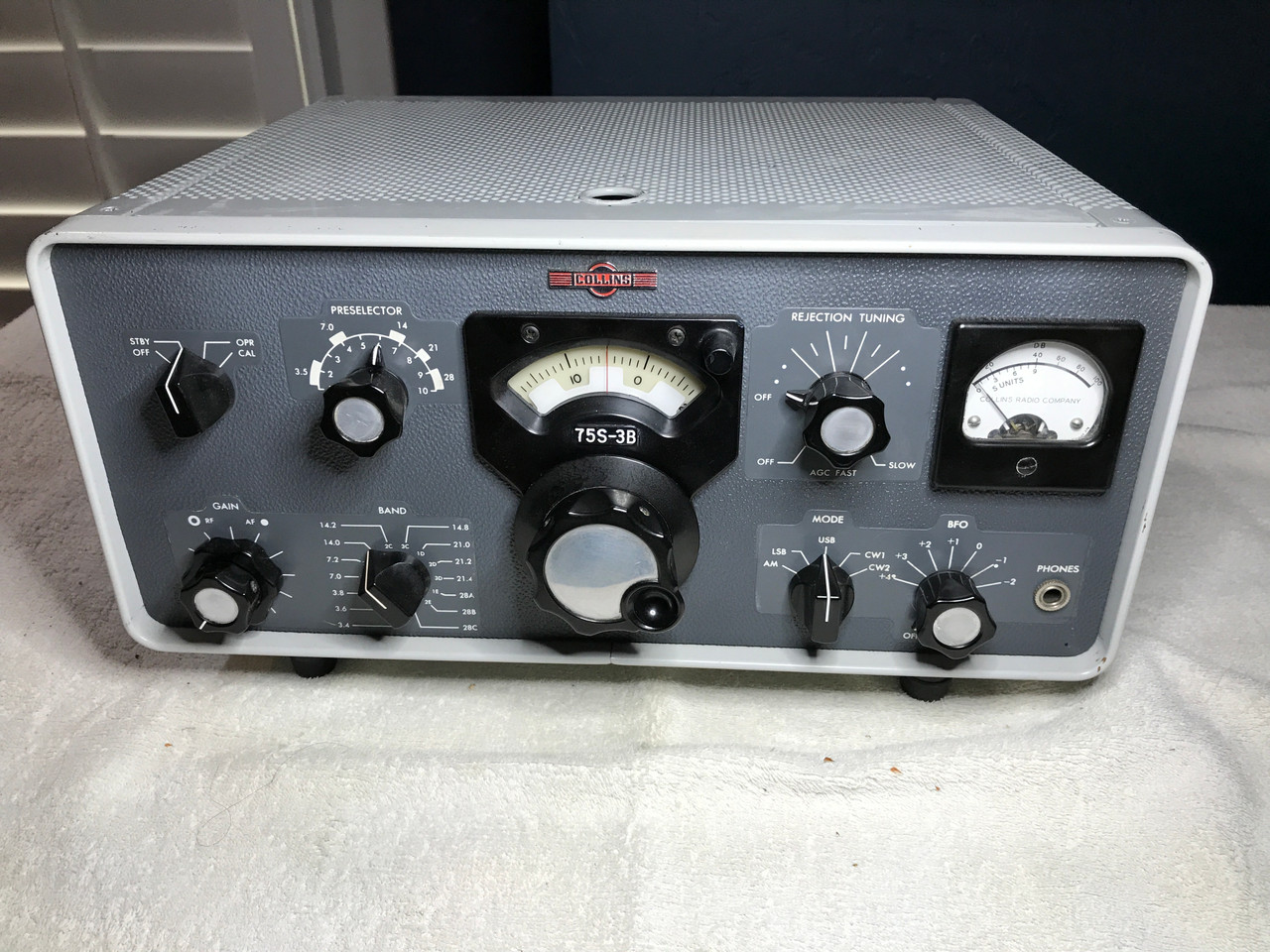 Vintage Collins 75S-3B Receiver - Round Emblem, Excellent