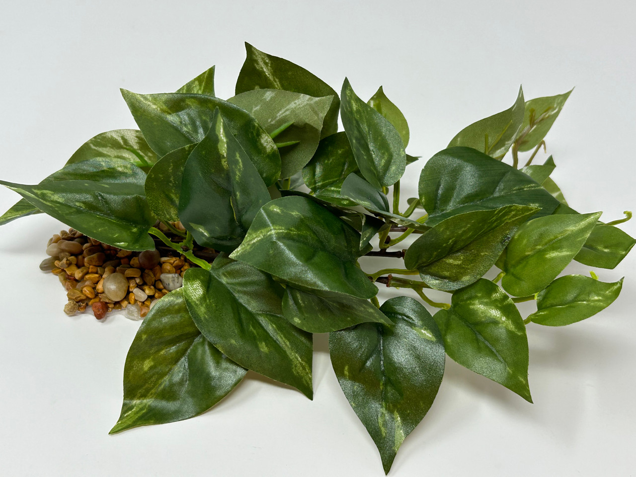 8" LONG, LOW Green/White POTHOS Bush, soft silk aquarium plant, stone base,  Goldfish & Betta-safe plant, Lower Forty Farm artificial aquarium plant -  Lower Forty Farm