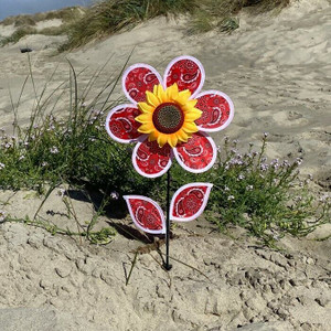 12" w Red PAISLEY SUNFLOWER with Leaves Ground Stake Wind Spinner, ITB-2662