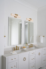 Hinkley Cadiz Medium LED Vanity Heritage Brass 