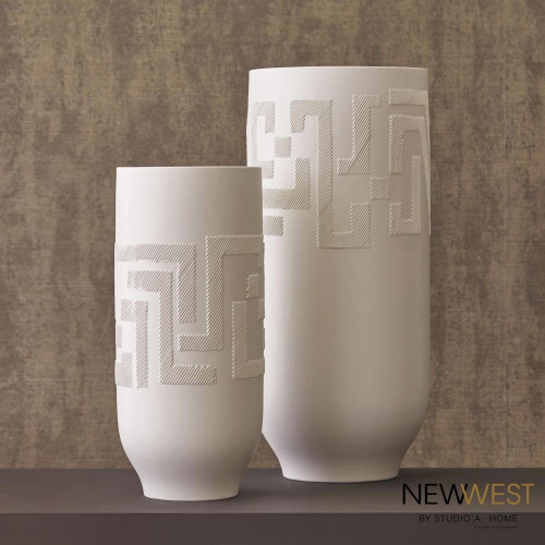 Global Views Chaco Large Matte White Vase 