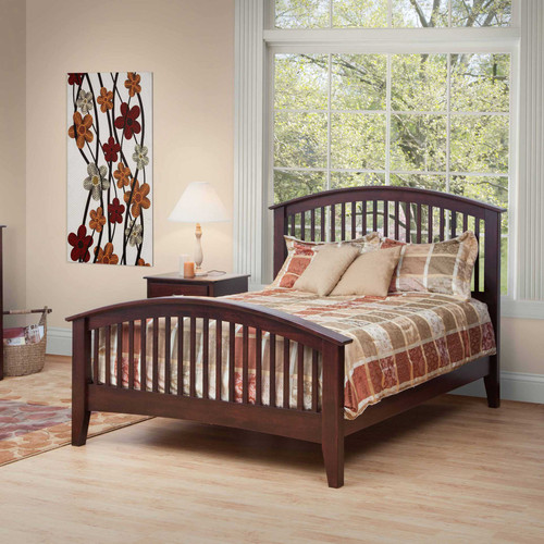 Amish Concord Solid Wood Arched Spindle Bed — product view