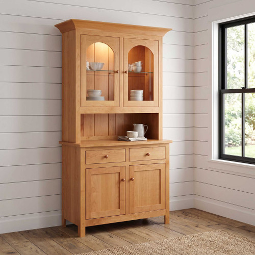 Amish Georgetown 2-door Dining Hutch — product view