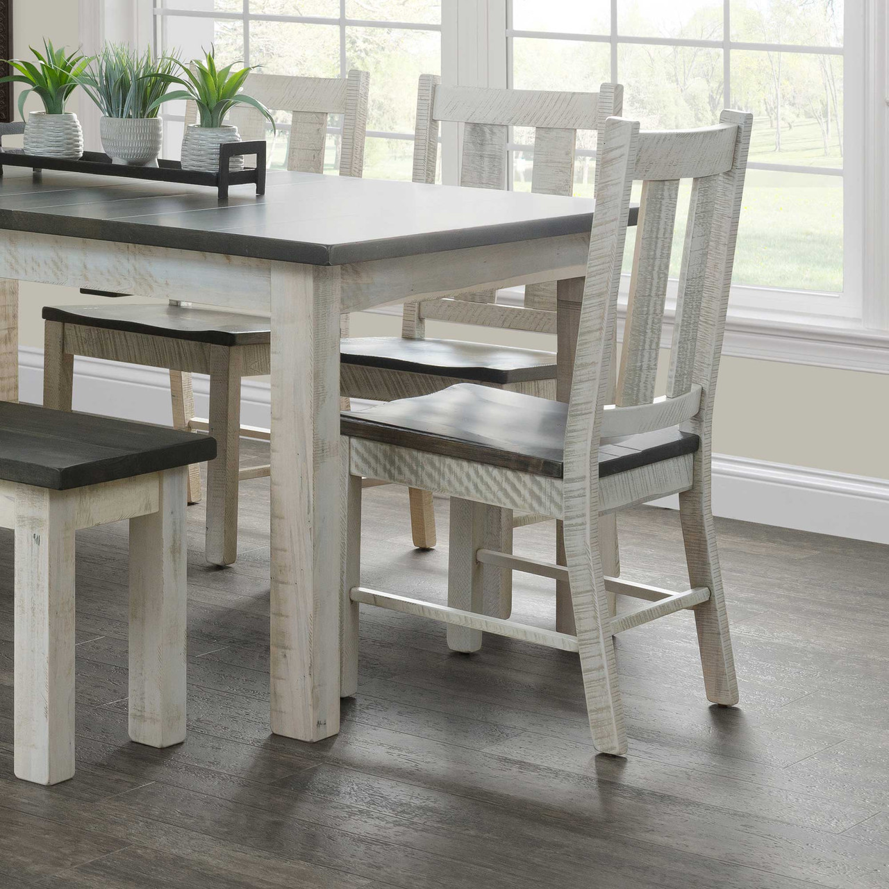 Amish Alamo Rustic Dining Chair — actual product photograph