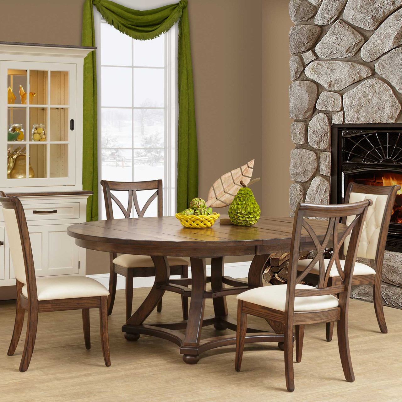 Amish Marshfield Round Expandable Dining Table — actual product photograph