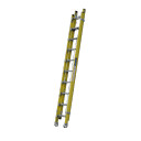 Fibreglass extension ladder with a height of 5.2m and 150kg capacity.