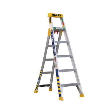 BAILEY Aluminium Leansafe X3 3-in-1 ladder, 1.8m tall with sturdy steps.