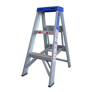 Indalex 0.9M aluminium single-sided step ladder with three steps.
