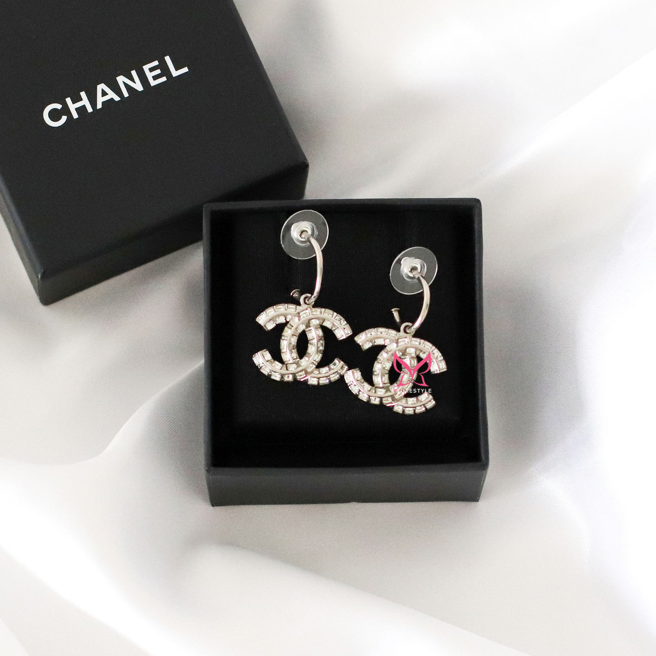 Chanel 13P CC Baguette Crystal CC Drop Earrings Silver