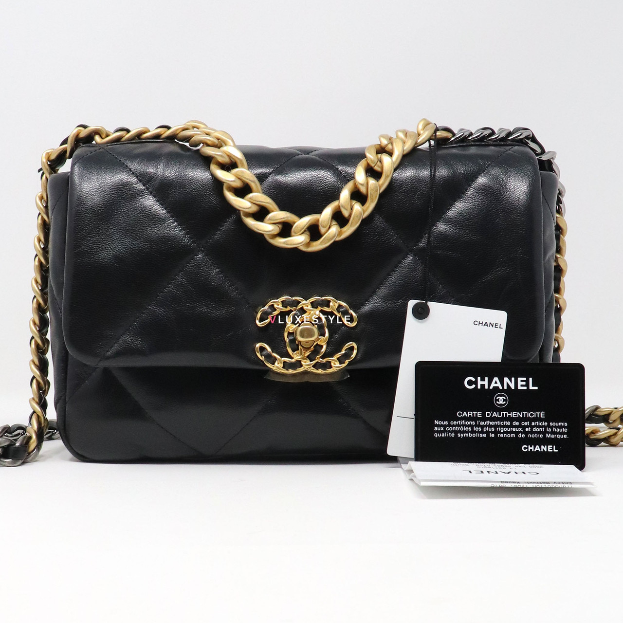 Chanel 19 Flap Bag Goatskin Gold/ruthenium-tone Small Black
