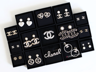 Chanel Costume Jewelry: The Perfect Accessory for Every Occasion