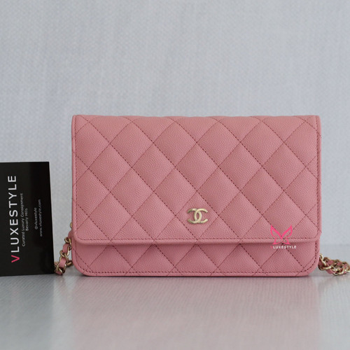 VAN CLEEF 
ARPELS Chanel Classic Wallet on Chain 22C Pink Quilted Caviar with light gold hardware 