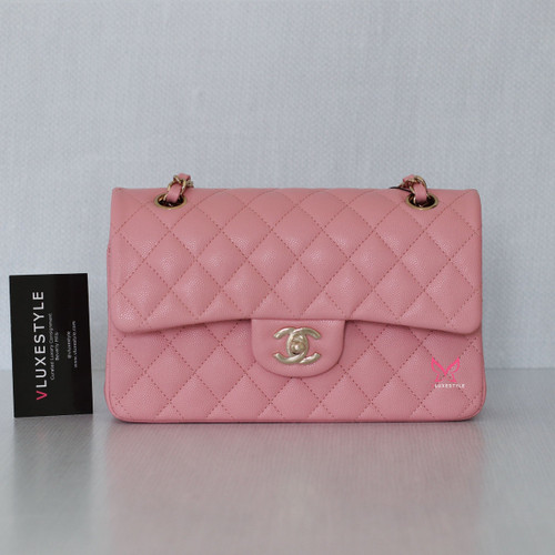 VAN CLEEF 
ARPELS Chanel Classic Small Double Flap 22C Pink Quilted Caviar with light hardware 