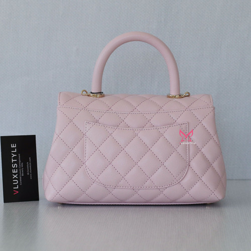 VAN CLEEF 
ARPELS Chanel Mini/Small Coco Handle 22P Light Pink Quilted Caviar with light gold hardware 