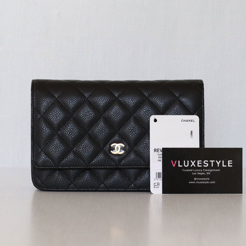 VAN CLEEF 
ARPELS Chanel Classic Wallet on Chain Black Quilted Caviar with gold hardware-1653447319 