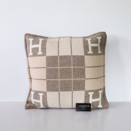 HERMES Hermes Wool Cashmere Avalon Pillow Coco Camomille PM 