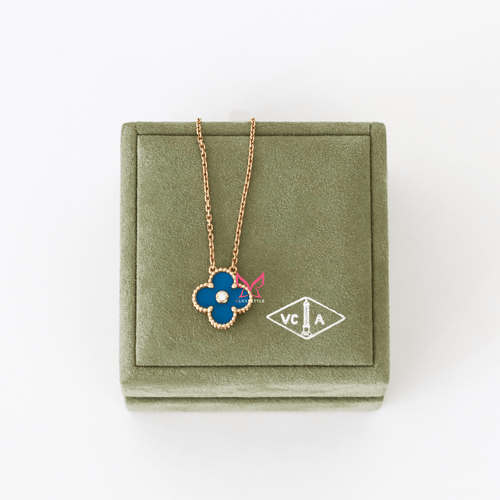 VAN CLEEF & ARPELS Blue Sèvres Porcelain Holiday Pendant  2019 18K Yellow Gold Necklace 