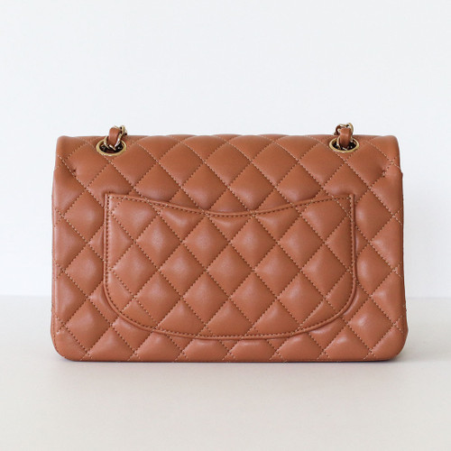 CHANEL Classic Small Flap 21P Caramel Quilted Lambskin Light Gold Hardware 