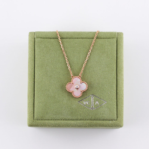 VAN CLEEF 
ARPELS Holiday Pendant Necklace 2025 Pink Mother of Pearl 18K Rose Gold 