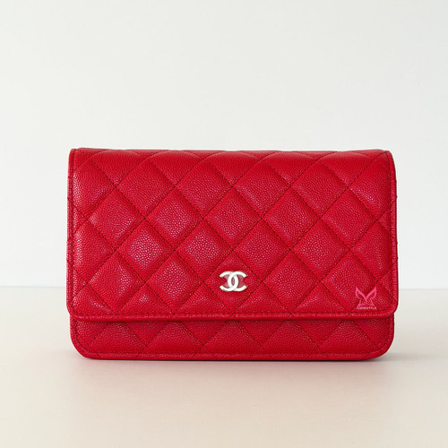 Classic Wallet on Chain Red Quilted Caviar Light Gold Hardware