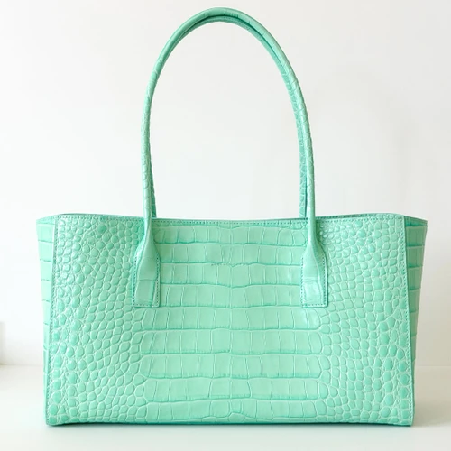 CHANEL Small Cerf Shopping Bag 26S Mint Green Croc Embossed Calfskin Gold Hardware 