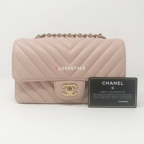 VAN CLEEF 
ARPELS Classic 17C Cuba Collection Light Soft Pink Mini Rectangular Chevron Lambskin with light gold hardware 