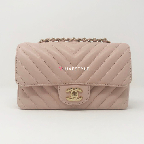 VAN CLEEF 
ARPELS Classic 17C Cuba Collection Light Soft Pink Mini Rectangular Chevron Lambskin with light gold hardware 