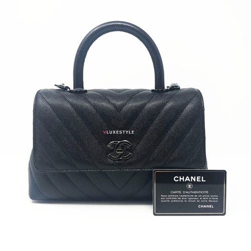 VAN CLEEF 
ARPELS Chanel 18A Mini Coco Handle So Black Chevron Caviar 