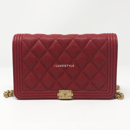 VAN CLEEF 
ARPELS Chanel 19A Boy Wallet on Chain Red Caviar with brushed gold hardware 