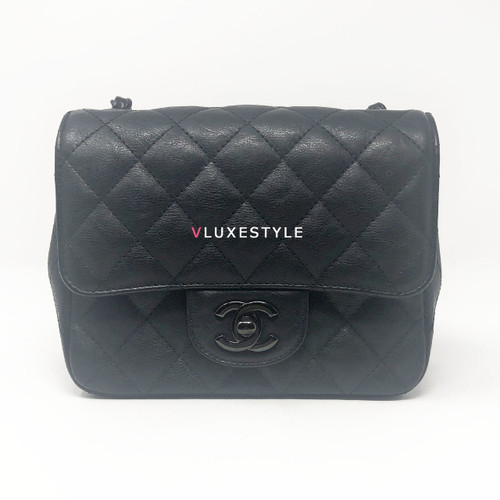 VAN CLEEF 
ARPELS Chanel 17S So Black Mini Square Crumpled Calfskin 