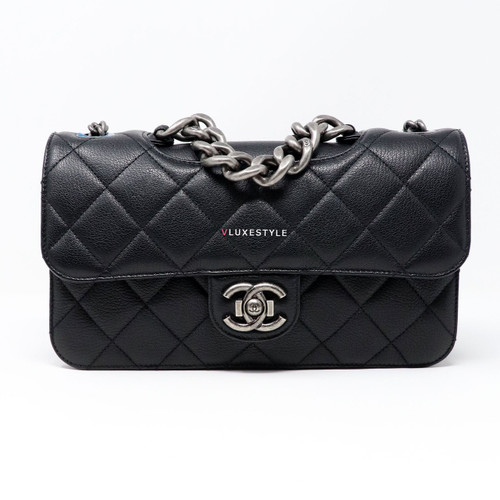VAN CLEEF 
ARPELS Chanel Perfect Edge Medium Flap Black Quilted Goatskin Flap with ruthenium hardware 