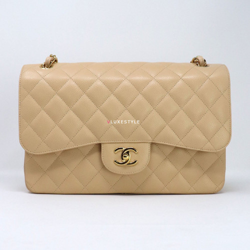 VAN CLEEF 
ARPELS Classic Jumbo Double Flap Beige Quilted Caviar with gold hardware 
