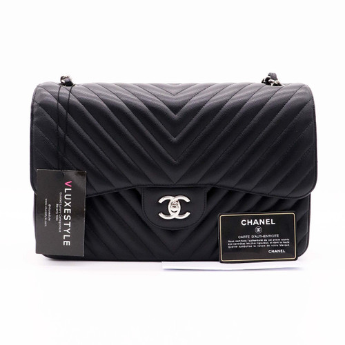 VAN CLEEF 
ARPELS Chanel Classic Jumbo Double Flap 16S Black Chevron Caviar with silver hardware-1653435744 