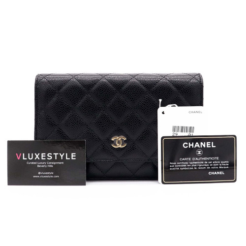 VAN CLEEF 
ARPELS Chanel Classic Wallet on Chain Black Quilted Caviar with gold hardware-1653436118 
