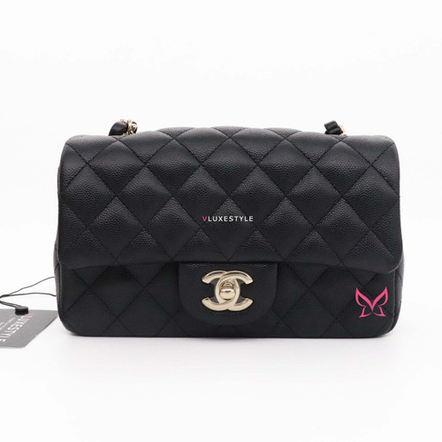 VAN CLEEF & ARPELS Chanel Classic Mini rectangular 17B Black Quilted Caviar with light gold hardware-1653436348 