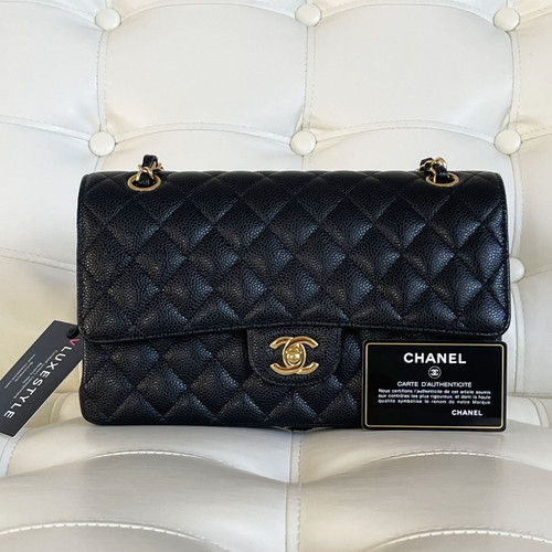 VAN CLEEF 
ARPELS Chanel Classic Medium Double Flap Black Quilted Caviar with gold hardware-1653442896 
