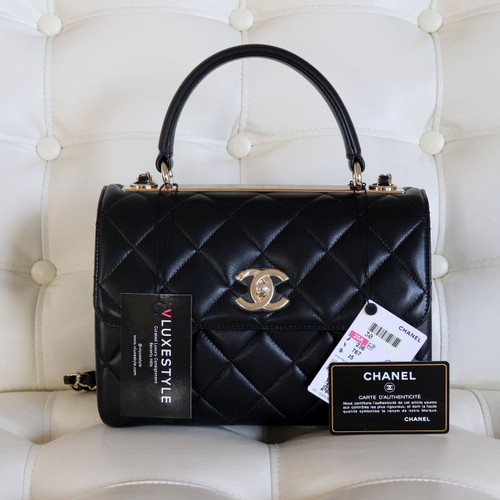 VAN CLEEF 
ARPELS Chanel Small Trendy CC 20A Black Quilted Lambskin with light gold hardware 