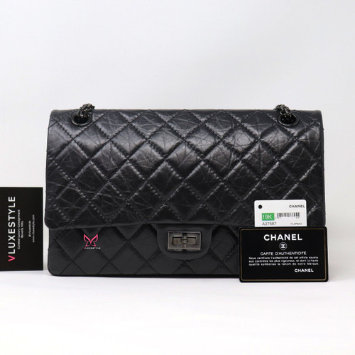 VAN CLEEF 
ARPELS Chanel Reissue 226 19K So Black Quilted Calfskin with shiny black hardware 