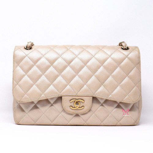 VAN CLEEF 
ARPELS Chanel Classic Jumbo Double Flap 12P Pearly Beige Quilted Caviar with Matte Gold hardware 