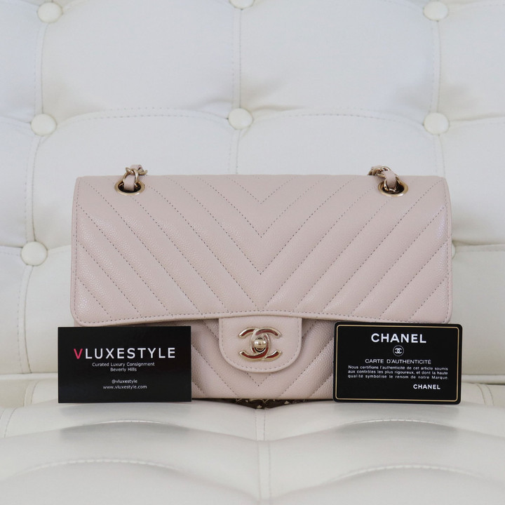 VAN CLEEF & ARPELS Chanel Classic Medium Double Flap 20B Ivory/Beige Chevron Caviar with light gold hardware 