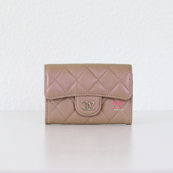 VAN CLEEF & ARPELS Chanel Flap Card Holder 21S Iridescent Dark Beige Quilted Caviar with light gold hardware 