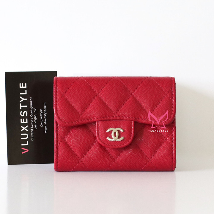 CHANEL Chanel Classic Flap Card Holder 18B Red Quilted Caviar Silver hardware 