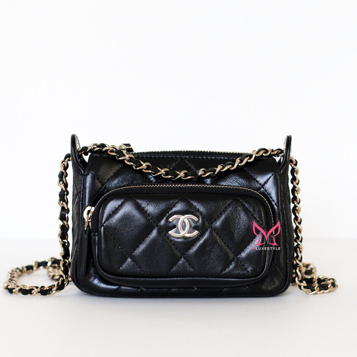 CHANEL Clutch with chain 25C Shiny Crumpled Black Lambskin Light Gold Hardware 