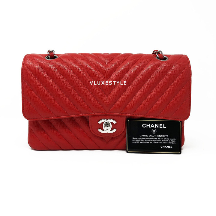 VAN CLEEF & ARPELS 17S Classic Red Medium Chevron Caviar with silver hardware 