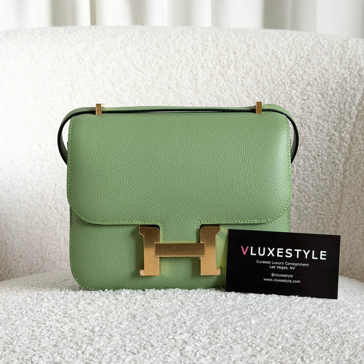HERMES Constance 18 Vert Criquet Epsom Gold Hardware 